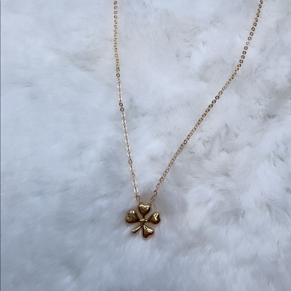 Clover charm woman’s necklace - Picture 2 of 2